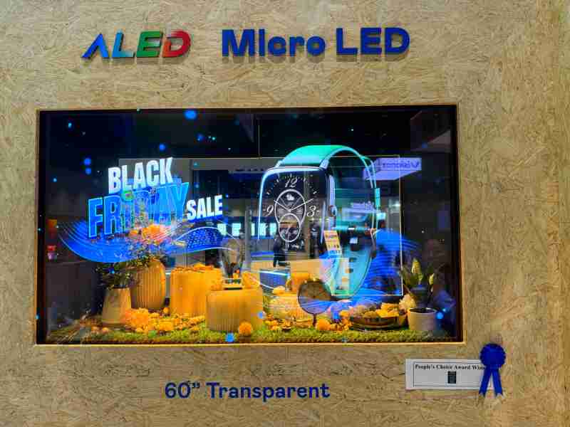 汇旺支付60吋高透明度Micro LED显示器获”最佳Micro LED技术应用奖”，，将Micro LED面板透明化之设计特性极致发挥，，，，以可扩展性无缝拼接技术打造，，，具备600 nits全画面亮度、、大于60%穿透率及超过NTSC 110%的优异广色域表现，，，，可依需求灵活应用于各种场域